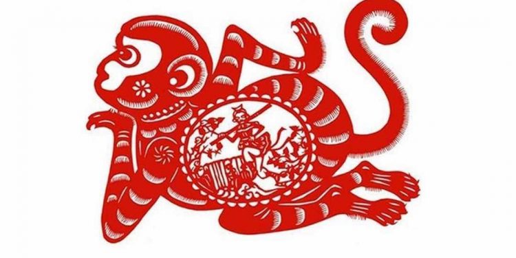 Tuổi Thân cần bỏ ngoài tai cám dỗ để thành công