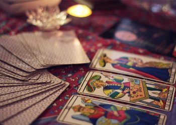 Những lưu ý khi sử dụng dịch vụ coi bói bài tarot tại Sài Gòn