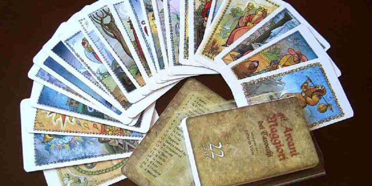 Các loại bài tarot khác nhau