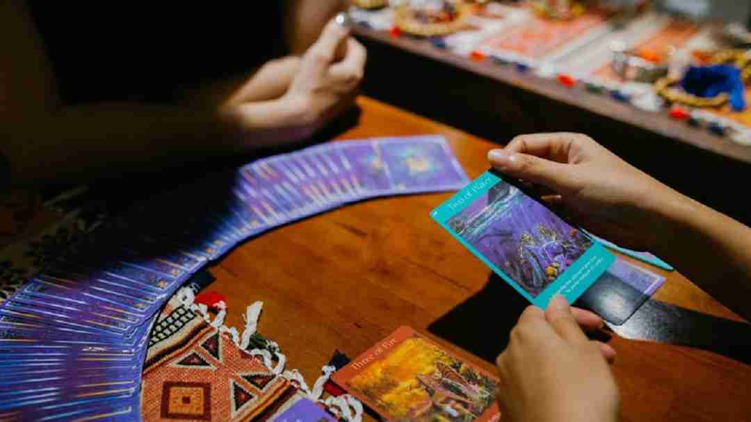 Những Khái Niệm Cơ Bản Về Tarot